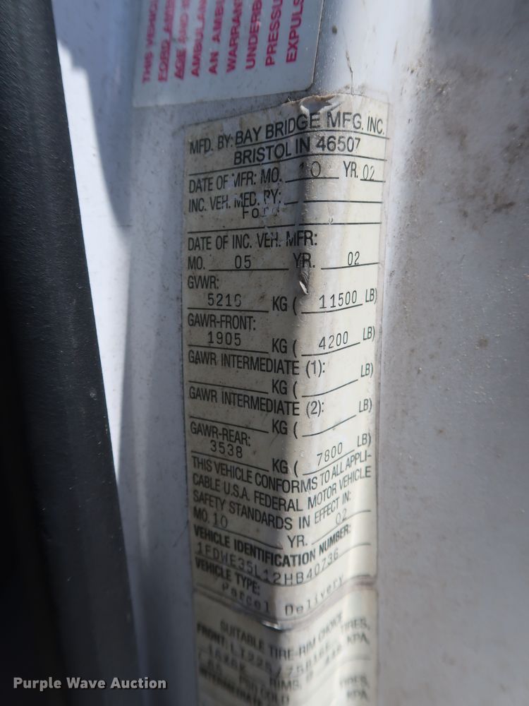 image for item GS9857 2002 Ford Econoline E350 Super Duty box truck