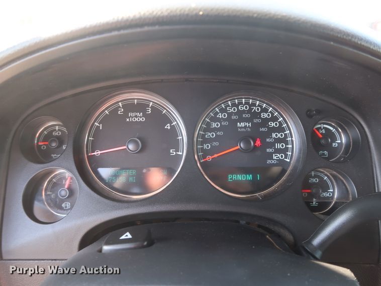 image for item GS9874 2011 Chevrolet Silverado 2500HD  Crew Cab utility bed pickup truck