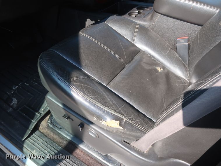 image for item GS9874 2011 Chevrolet Silverado 2500HD  Crew Cab utility bed pickup truck