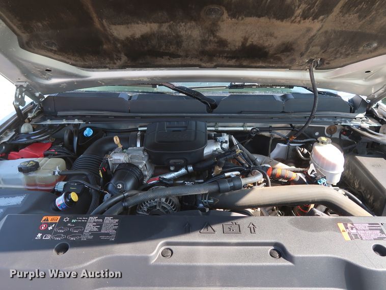 image for item GS9874 2011 Chevrolet Silverado 2500HD  Crew Cab utility bed pickup truck