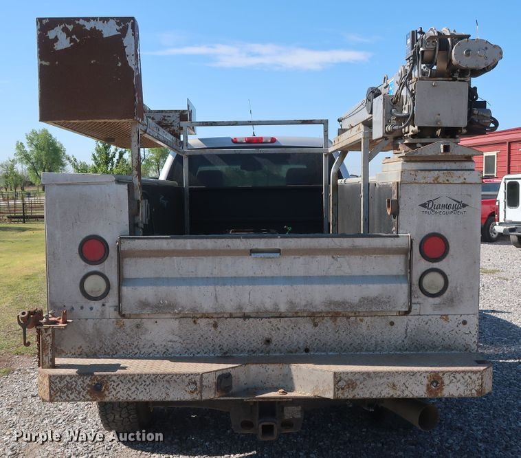 image for item GS9874 2011 Chevrolet Silverado 2500HD  Crew Cab utility bed pickup truck