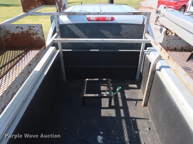 image for item GS9874 2011 Chevrolet Silverado 2500HD  Crew Cab utility bed pickup truck