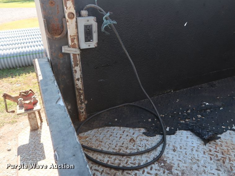 image for item GS9874 2011 Chevrolet Silverado 2500HD  Crew Cab utility bed pickup truck