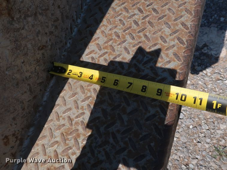 image for item GS9874 2011 Chevrolet Silverado 2500HD  Crew Cab utility bed pickup truck