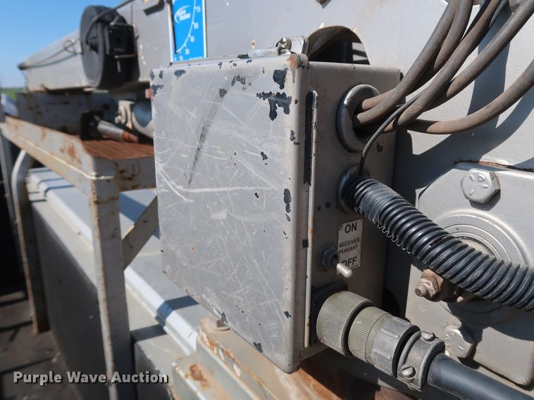 image for item GS9874 2011 Chevrolet Silverado 2500HD  Crew Cab utility bed pickup truck