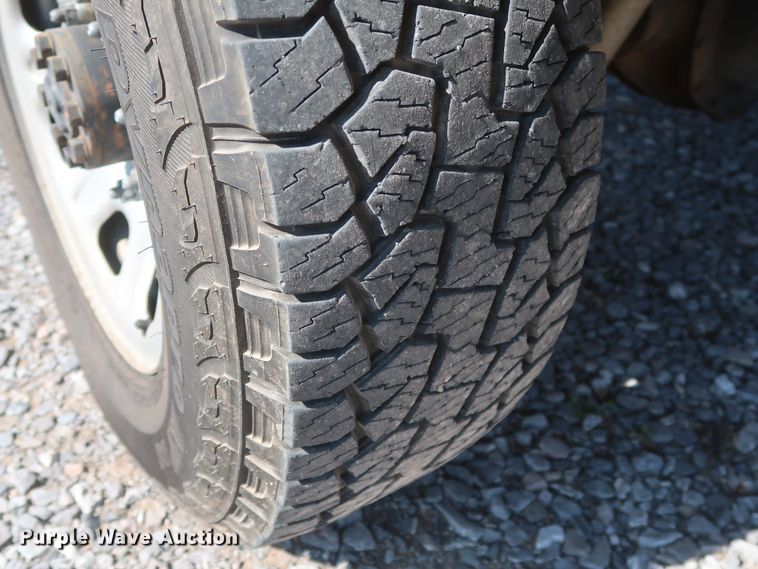 image for item GS9874 2011 Chevrolet Silverado 2500HD  Crew Cab utility bed pickup truck