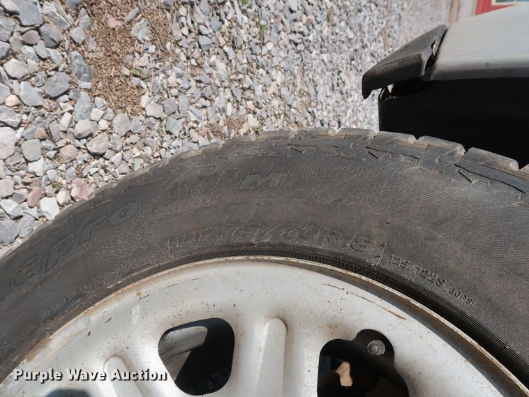 image for item GS9874 2011 Chevrolet Silverado 2500HD  Crew Cab utility bed pickup truck