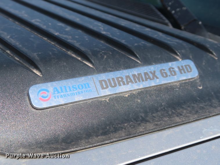 image for item GS9874 2011 Chevrolet Silverado 2500HD  Crew Cab utility bed pickup truck