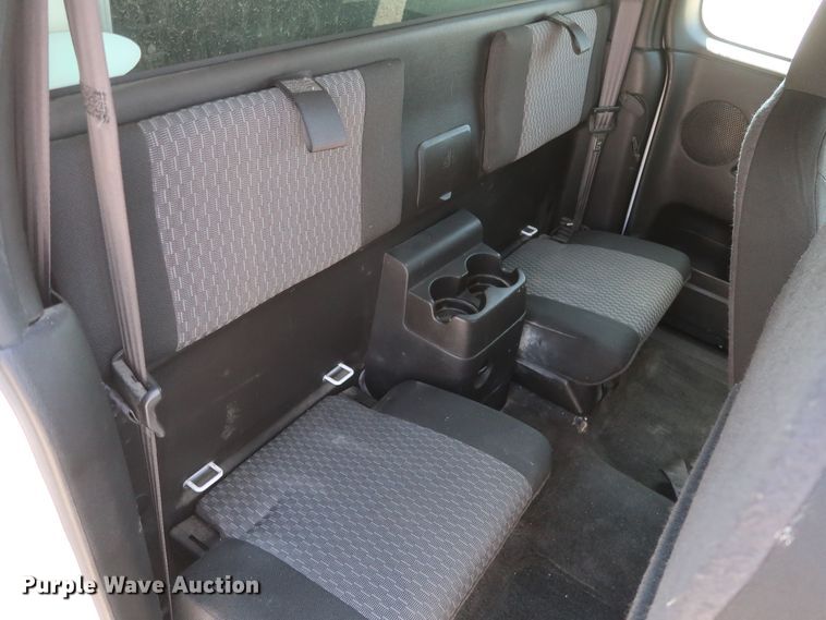 image for item GS9876 2010 Chevrolet Colorado  Ext. Cab pickup truck