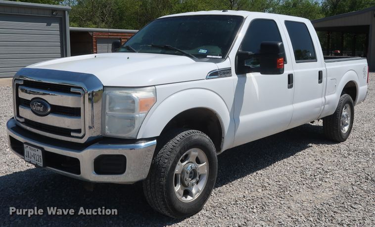 image for item GS9878 2016 Ford F250 Super Duty XLT  Crew Cab pickup truck