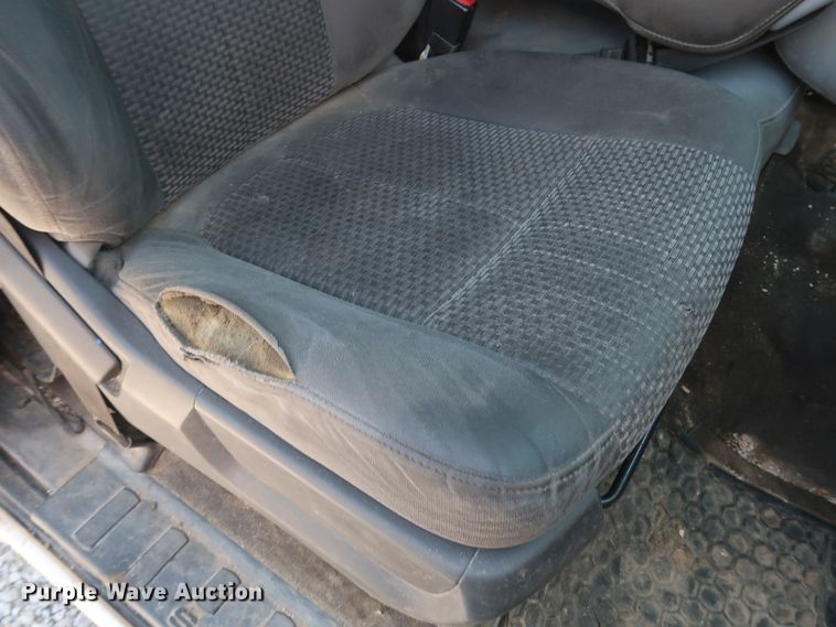 image for item GS9878 2016 Ford F250 Super Duty XLT  Crew Cab pickup truck