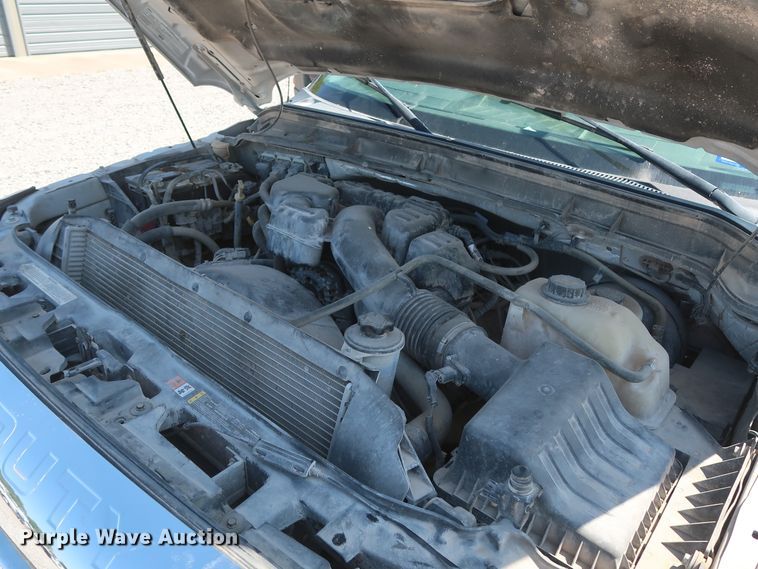 image for item GS9878 2016 Ford F250 Super Duty XLT  Crew Cab pickup truck