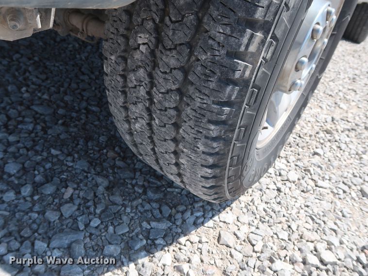 image for item GS9878 2016 Ford F250 Super Duty XLT  Crew Cab pickup truck