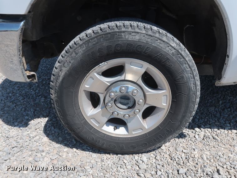 image for item GS9878 2016 Ford F250 Super Duty XLT  Crew Cab pickup truck