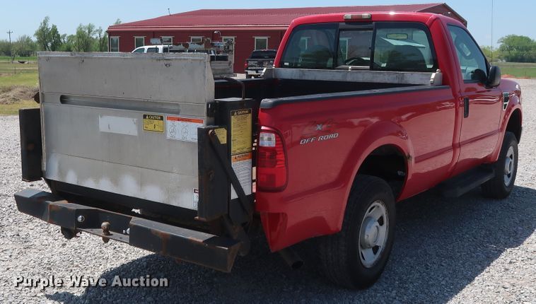 image for item GS9882 2008 Ford F250 Super Duty XL  pickup truck