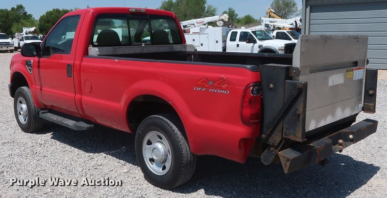 image for item GS9882 2008 Ford F250 Super Duty XL  pickup truck