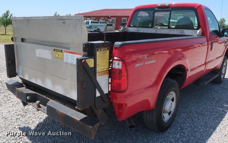 image for item GS9882 2008 Ford F250 Super Duty XL  pickup truck