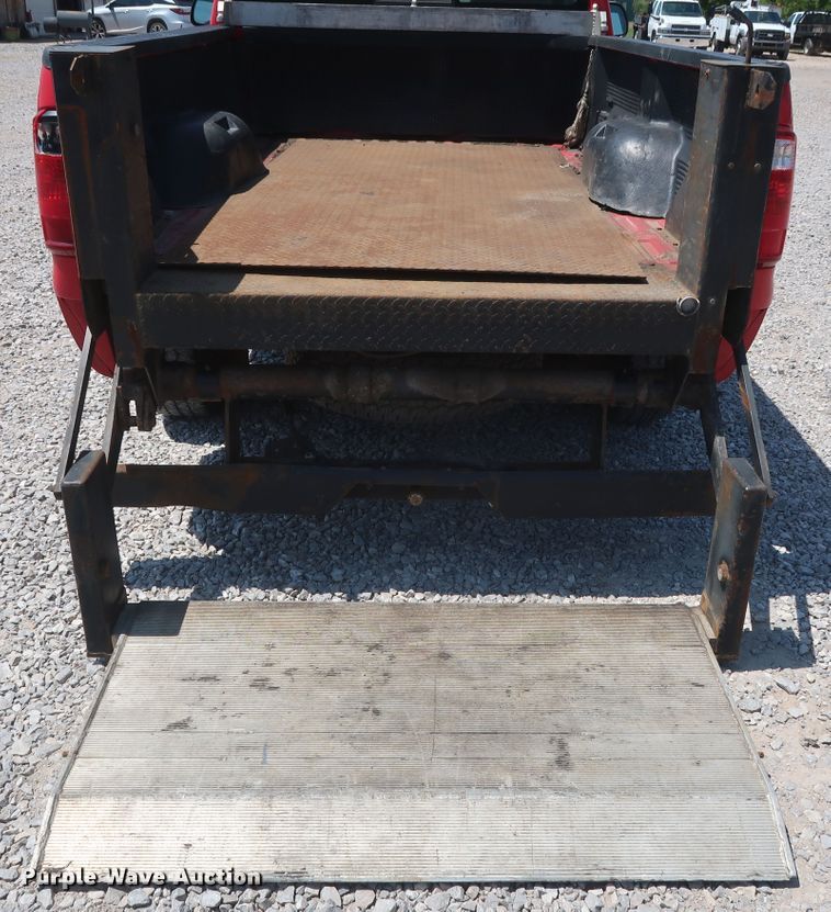 image for item GS9882 2008 Ford F250 Super Duty XL  pickup truck