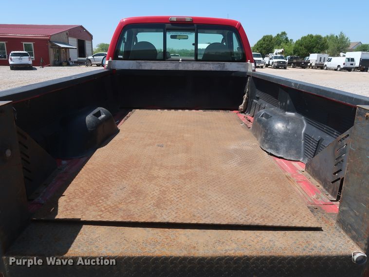 image for item GS9882 2008 Ford F250 Super Duty XL  pickup truck