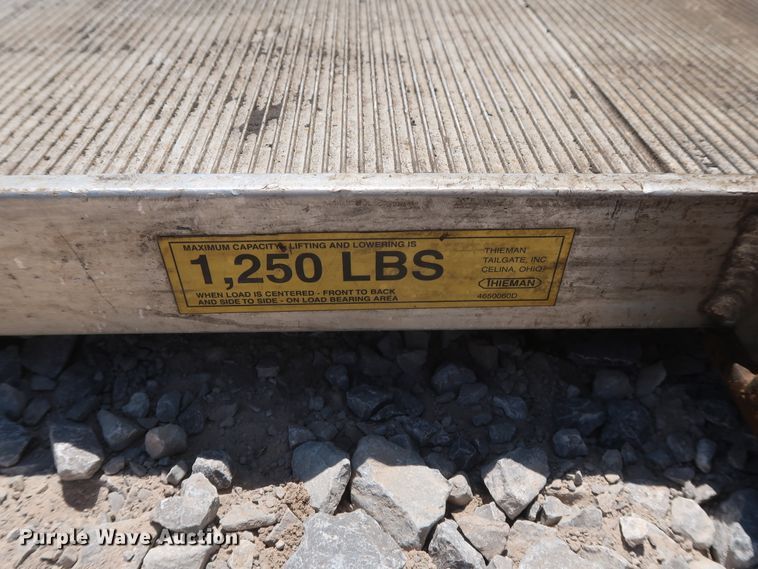 image for item GS9882 2008 Ford F250 Super Duty XL  pickup truck