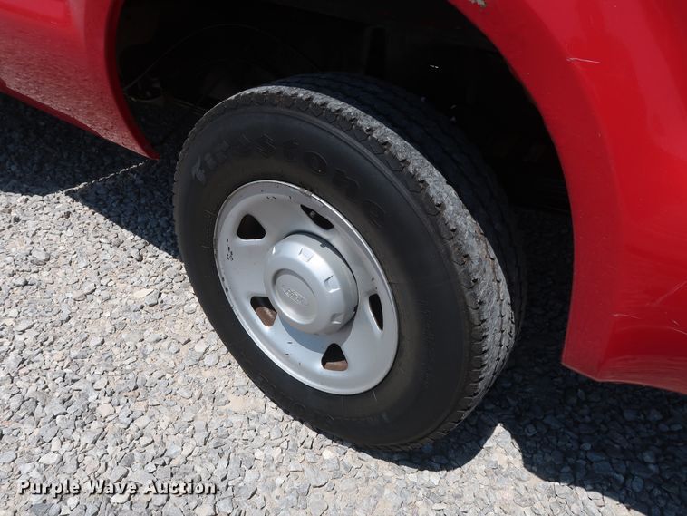 image for item GS9882 2008 Ford F250 Super Duty XL  pickup truck