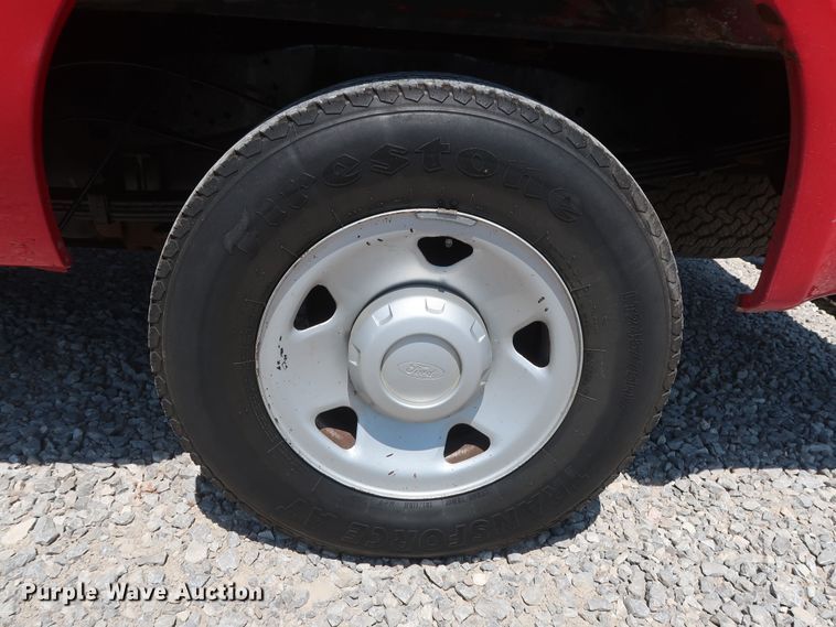 image for item GS9882 2008 Ford F250 Super Duty XL  pickup truck