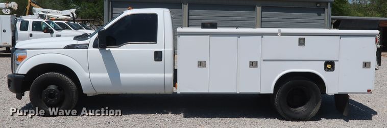 image for item GS9885 2014 Ford F350 Super Duty XL  utility bed pickup truck