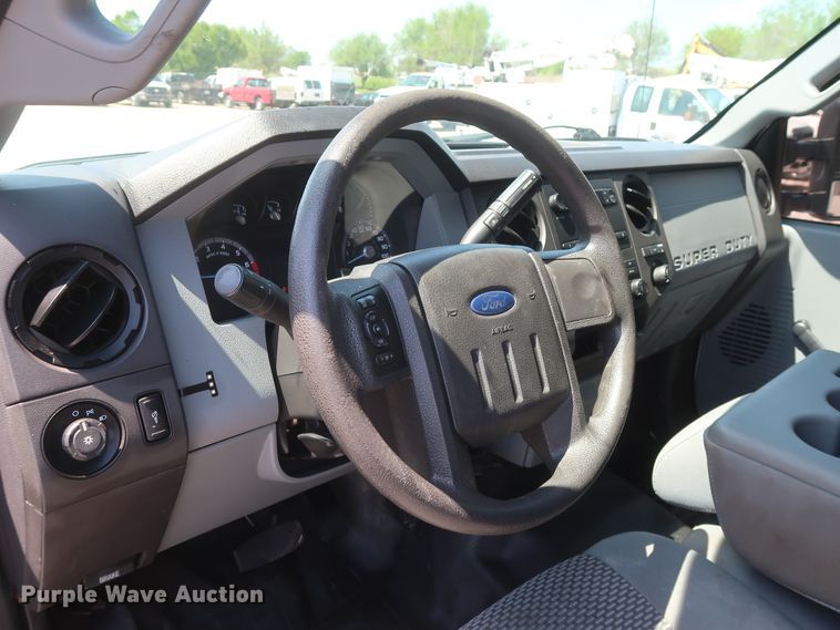 image for item GS9885 2014 Ford F350 Super Duty XL  utility bed pickup truck