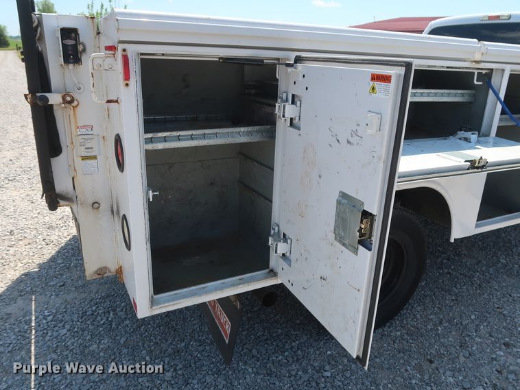 image for item GS9885 2014 Ford F350 Super Duty XL  utility bed pickup truck