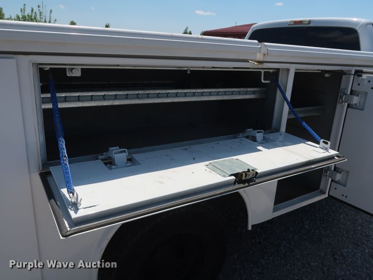 image for item GS9885 2014 Ford F350 Super Duty XL  utility bed pickup truck