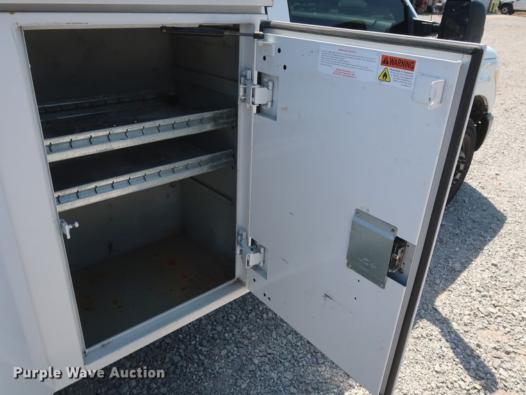 image for item GS9885 2014 Ford F350 Super Duty XL  utility bed pickup truck