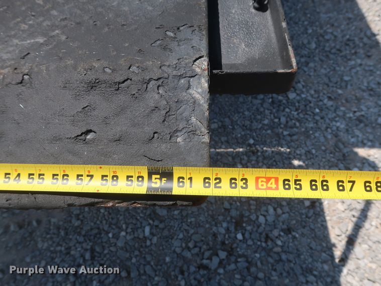 image for item GS9885 2014 Ford F350 Super Duty XL  utility bed pickup truck