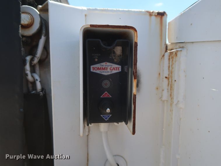 image for item GS9885 2014 Ford F350 Super Duty XL  utility bed pickup truck