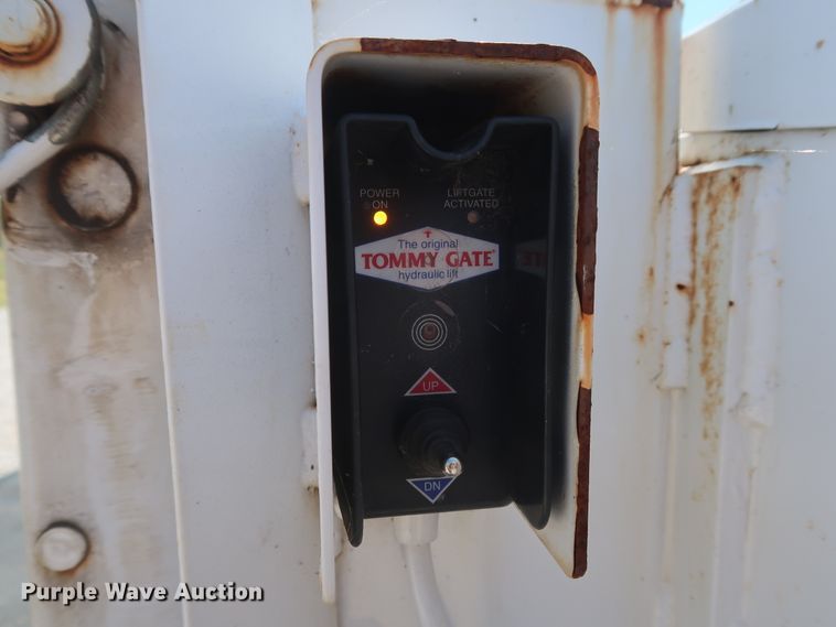 image for item GS9885 2014 Ford F350 Super Duty XL  utility bed pickup truck