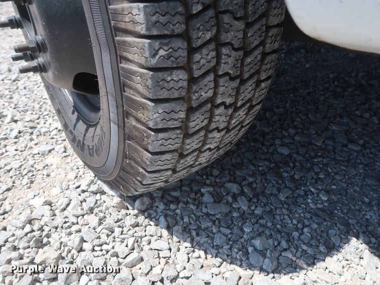 image for item GS9885 2014 Ford F350 Super Duty XL  utility bed pickup truck