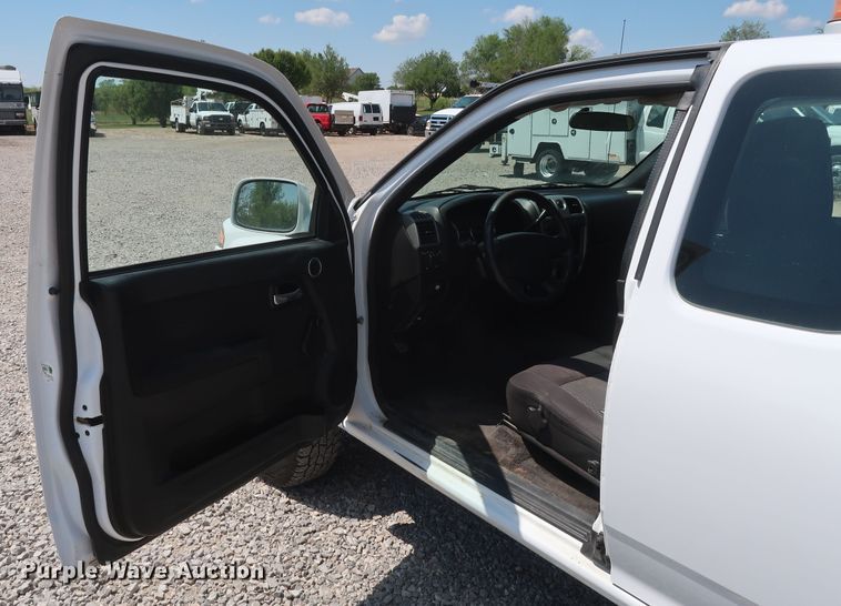 image for item GS9886 2012 Chevrolet Colorado  Ext. Cab pickup truck