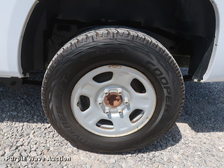 image for item GS9886 2012 Chevrolet Colorado  Ext. Cab pickup truck