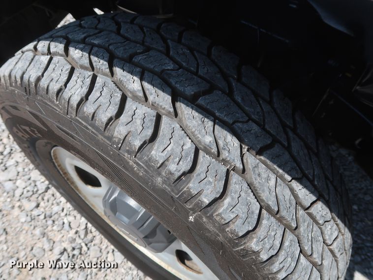 image for item GS9886 2012 Chevrolet Colorado  Ext. Cab pickup truck