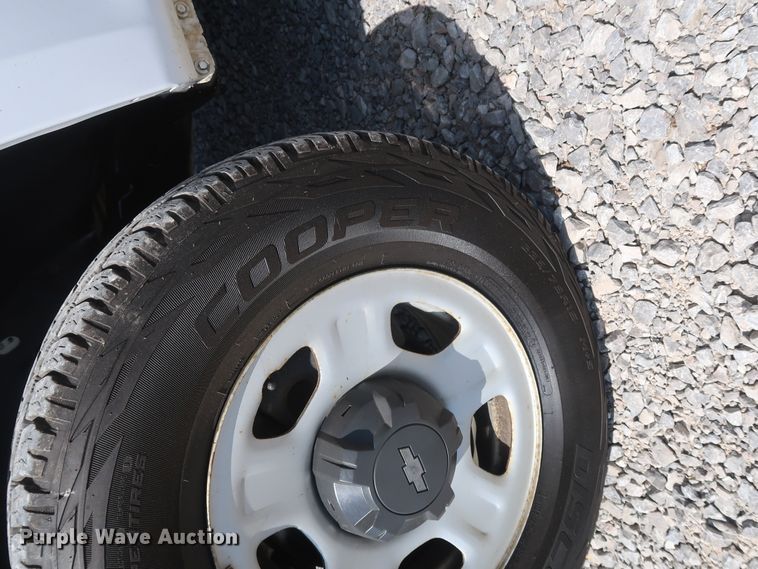 image for item GS9886 2012 Chevrolet Colorado  Ext. Cab pickup truck