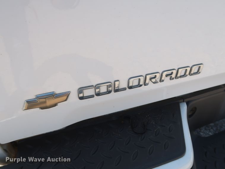 image for item GS9886 2012 Chevrolet Colorado  Ext. Cab pickup truck