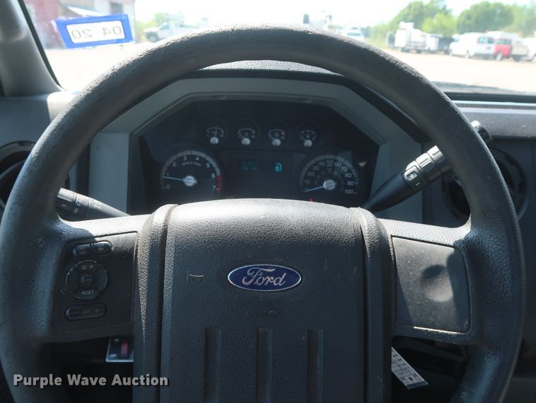 image for item GS9888 2012 Ford F250 Super Duty XL  utility bed pickup truck