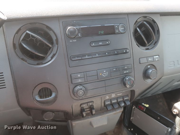 image for item GS9888 2012 Ford F250 Super Duty XL  utility bed pickup truck