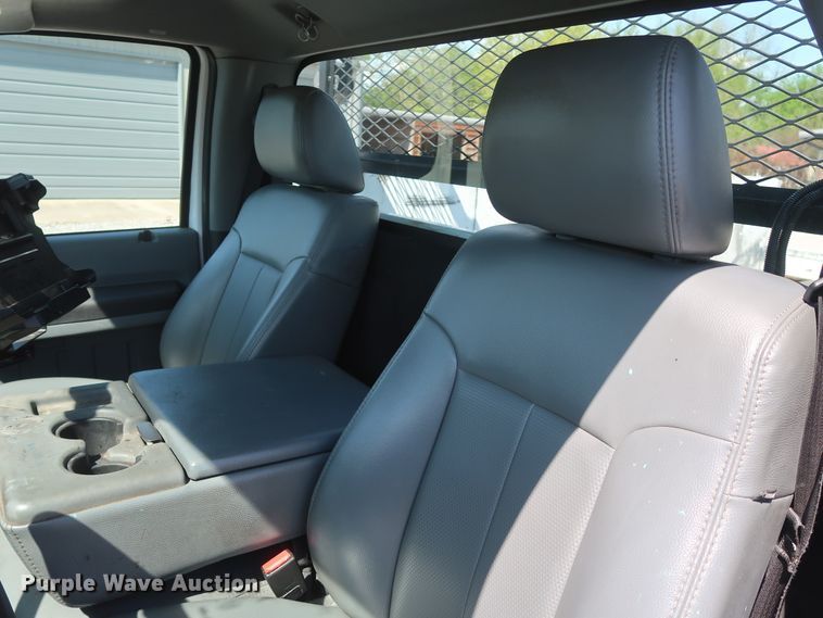 image for item GS9888 2012 Ford F250 Super Duty XL  utility bed pickup truck