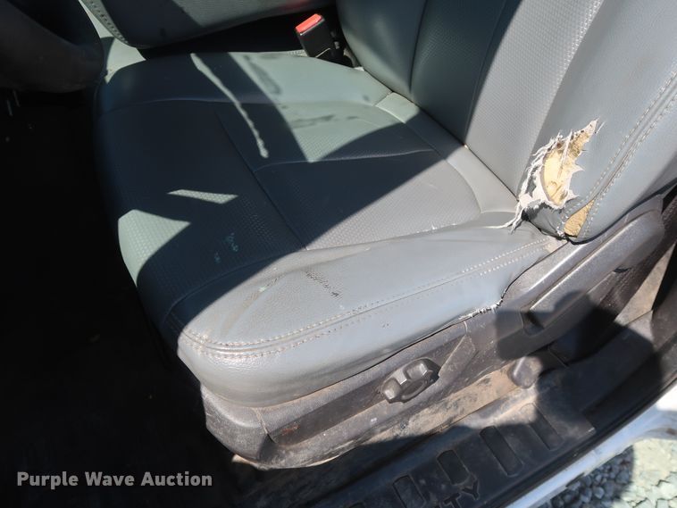 image for item GS9888 2012 Ford F250 Super Duty XL  utility bed pickup truck