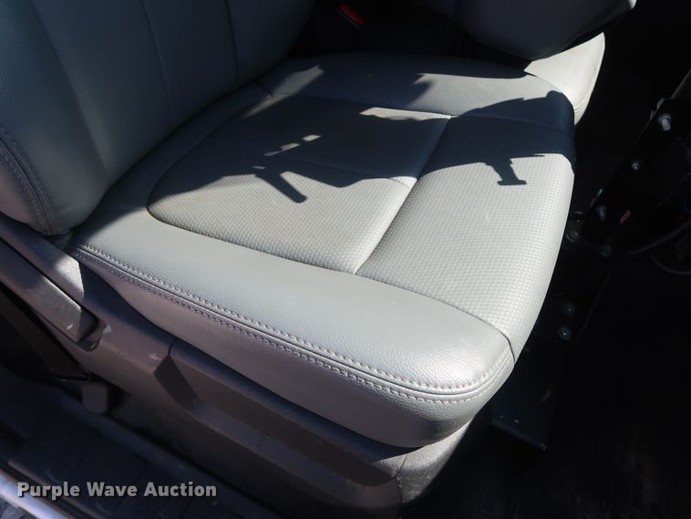 image for item GS9888 2012 Ford F250 Super Duty XL  utility bed pickup truck