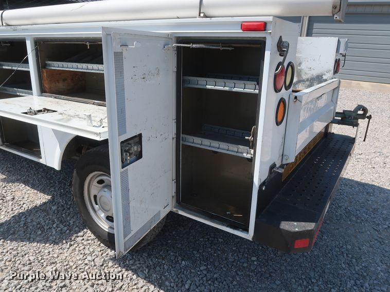 image for item GS9888 2012 Ford F250 Super Duty XL  utility bed pickup truck