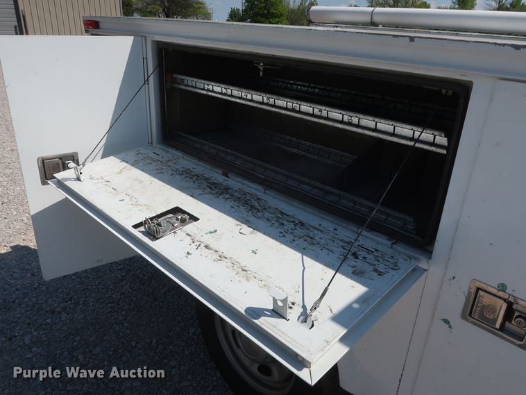 image for item GS9888 2012 Ford F250 Super Duty XL  utility bed pickup truck