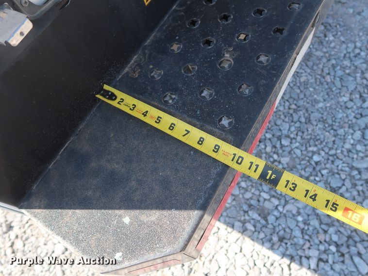 image for item GS9888 2012 Ford F250 Super Duty XL  utility bed pickup truck