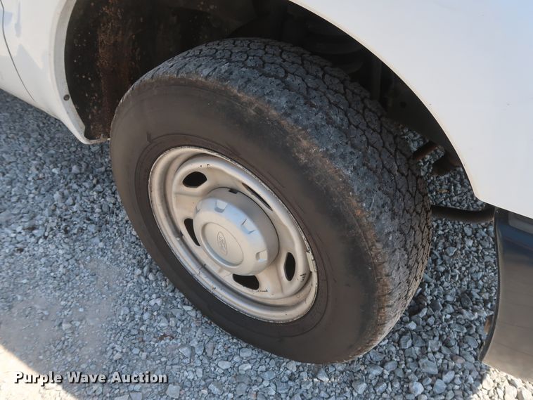 image for item GS9888 2012 Ford F250 Super Duty XL  utility bed pickup truck