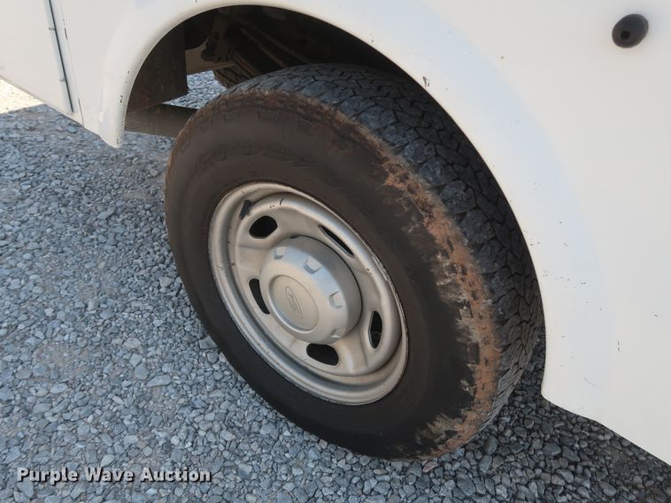 image for item GS9888 2012 Ford F250 Super Duty XL  utility bed pickup truck